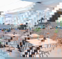 Leaf Cafe  Co - Miranda - VIC Tourism