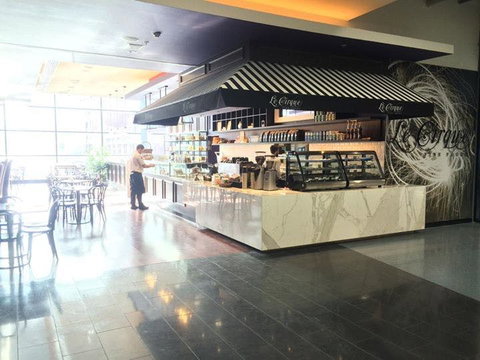 Le Cirque Fine Foods - Docklands - VIC Tourism 0