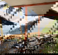 Enzo's On The Beach - VIC Tourism