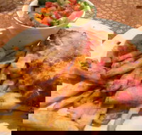 Queen's Steakhouse - VIC Tourism