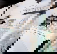 Tiisch - VIC Tourism