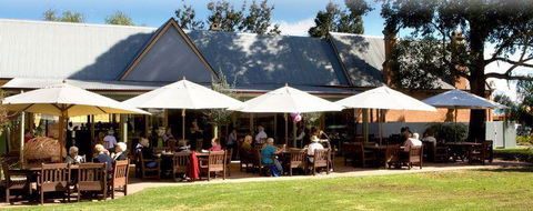 The Crossing Cafe & Restaurant - VIC Tourism 5