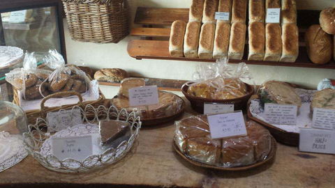 Hominy Bakery - VIC Tourism 0