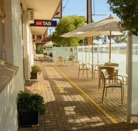 V Hotel - VIC Tourism