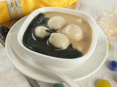 Hong Kong Day Dessert - VIC Tourism 0