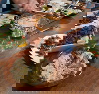 Sentinel Bar and Grill - VIC Tourism