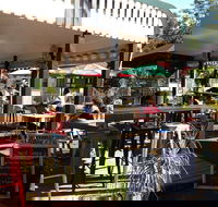 Cafe Clunes - VIC Tourism