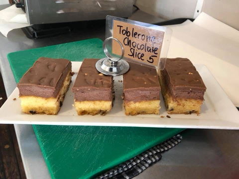 Chefs Cafe & Carvery - VIC Tourism 0