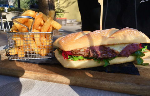 Inn Mahogany Creek - VIC Tourism 0