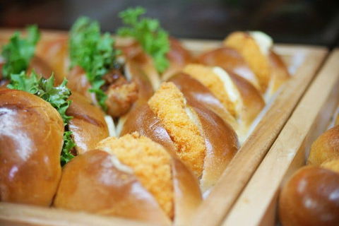 Breadtop - Broadbeach - VIC Tourism 0