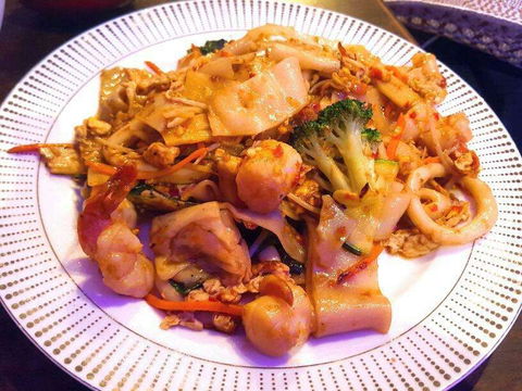 Cafe Thailand - VIC Tourism 0