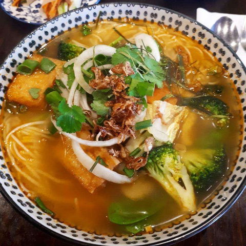 Pho La Que - VIC Tourism 0