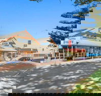Ardrossan Bakery - VIC Tourism