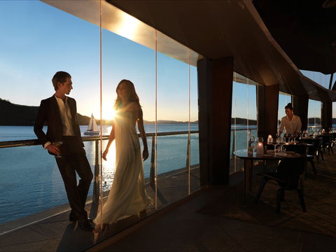 Bommie Restaurant - VIC Tourism 1