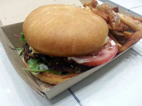 Grand Bar And Bistro - VIC Tourism 0