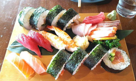 Sakana Sushi Bar - VIC Tourism 0