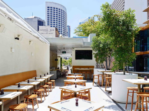 Jimmy's On The Mall - VIC Tourism 0