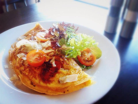 V Series - VIC Tourism 0