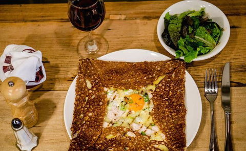 Bellas Cafe & Licensed Italian Restaurant - VIC Tourism 5