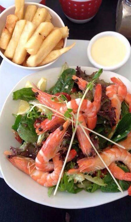 Clifton Arms Hotel - VIC Tourism 4