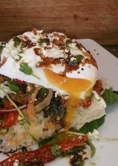 Clifton Arms Hotel - VIC Tourism 5