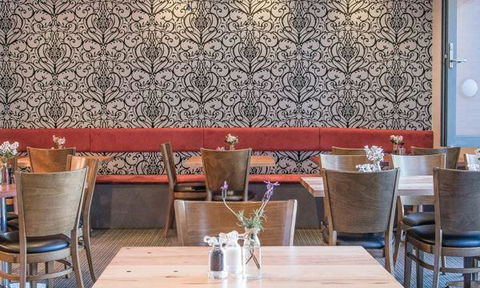 Deck 56 Restaurant - VIC Tourism 5