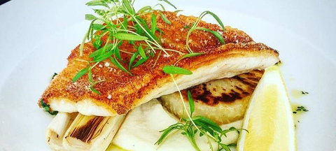 Sails Beach Restaurant & Bar - VIC Tourism 2