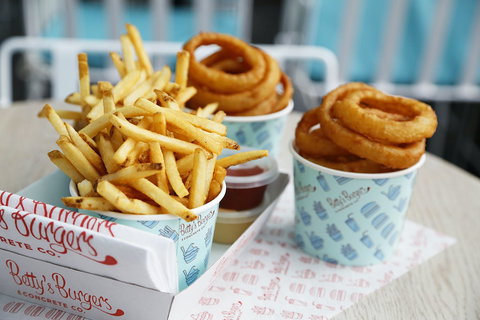 Betty's Burgers & Concrete Co. - Toowoomba - VIC Tourism 0