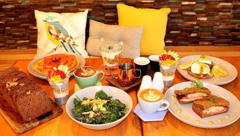 Two Black Birds Cafe - VIC Tourism 0