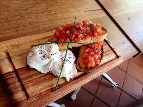 3 Beans - VIC Tourism 0