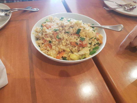 Tehp Aum-Nuay - VIC Tourism 0