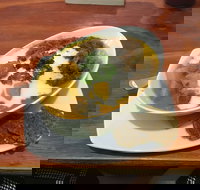 Waterford Plaza Carvery  Coffee - VIC Tourism