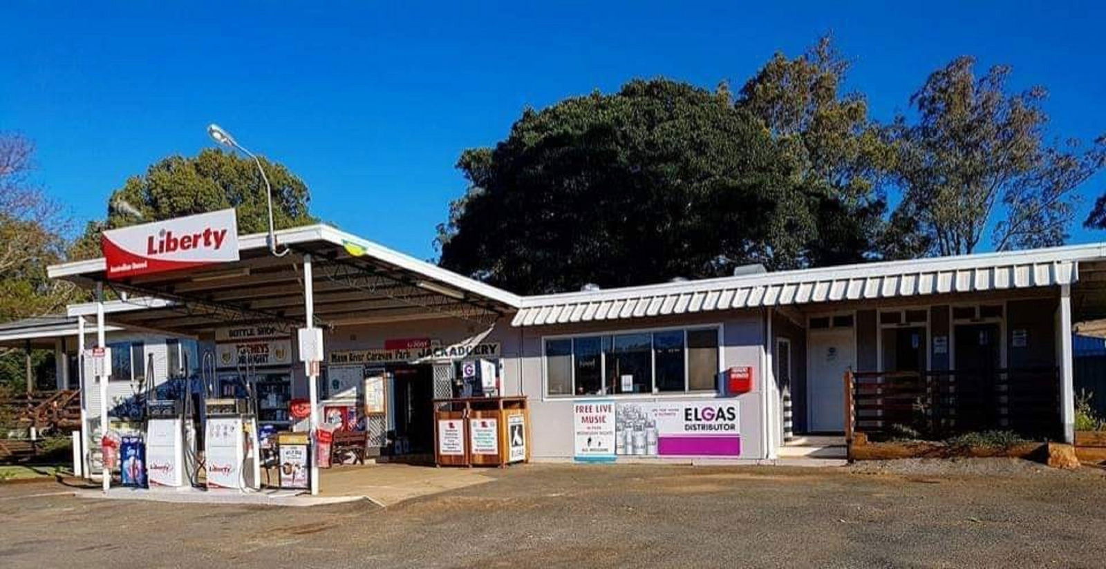 Jackadgery NSW VIC Tourism
