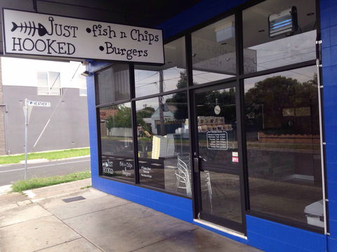 Just Hooked - VIC Tourism 0