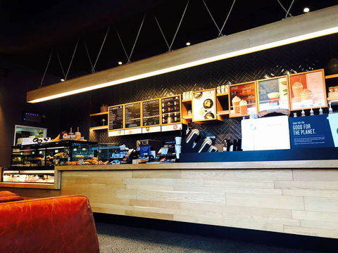 Starbucks - Ashmore - VIC Tourism 0