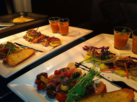 Denison Star - VIC Tourism 0