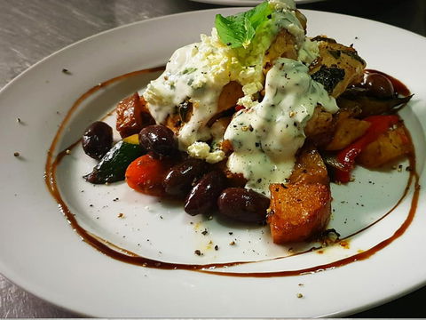 The Hunter Artisan Gallery And Cafe - VIC Tourism 2