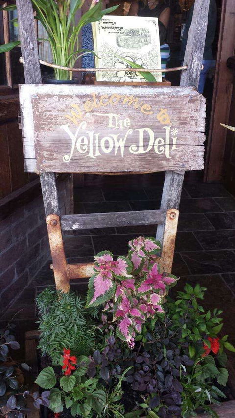 Common Ground Cafe & The Yellow Deli - VIC Tourism 0
