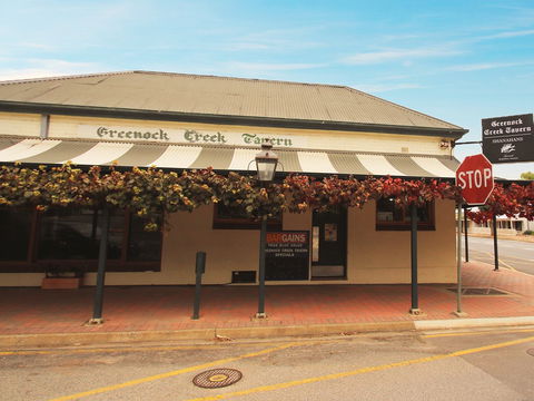 The Greenock - VIC Tourism 0