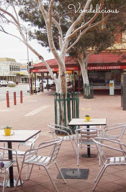 Charlotte's At The Grand - VIC Tourism 0