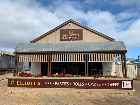 Elliott's Bakery & Cafe - VIC Tourism 0