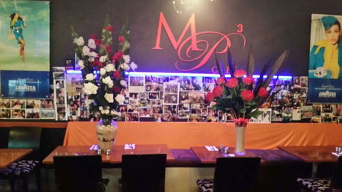 La Piazza Cafe/Restaurant - VIC Tourism 0