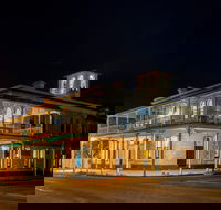 Royal Oak Hotel Penola - VIC Tourism