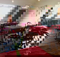 Elphinstone Hotel - VIC Tourism