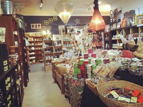 Peninsula Gourmet Emporium - VIC Tourism 0