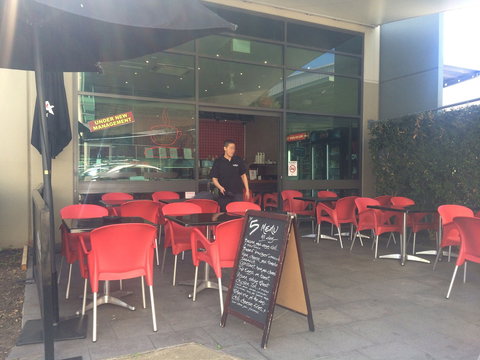 Q Bites Cafe - VIC Tourism 0