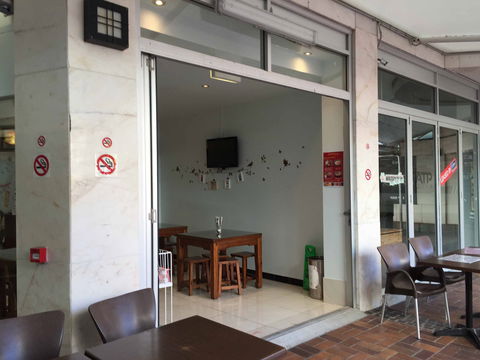 Digger's Pies - VIC Tourism 0