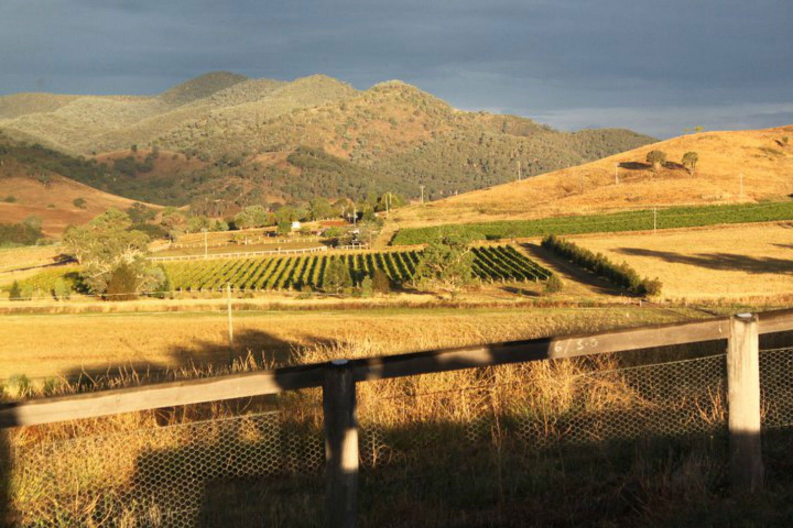 Worlds End NSW VIC Tourism