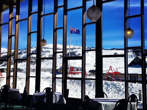 The Overflow Bar - VIC Tourism 1