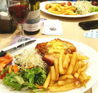 Tewantin-Noosa RSL - VIC Tourism